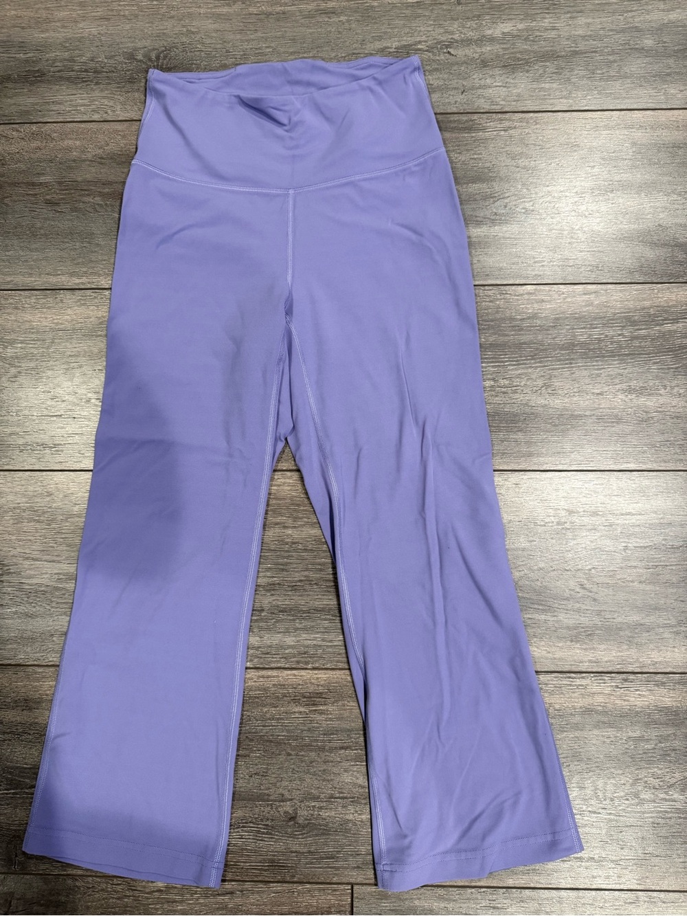 Lululemon Groove Super-High-Rise Crop 23" *Nulu
Dark Lavender size 6 - Picture 6 of 9